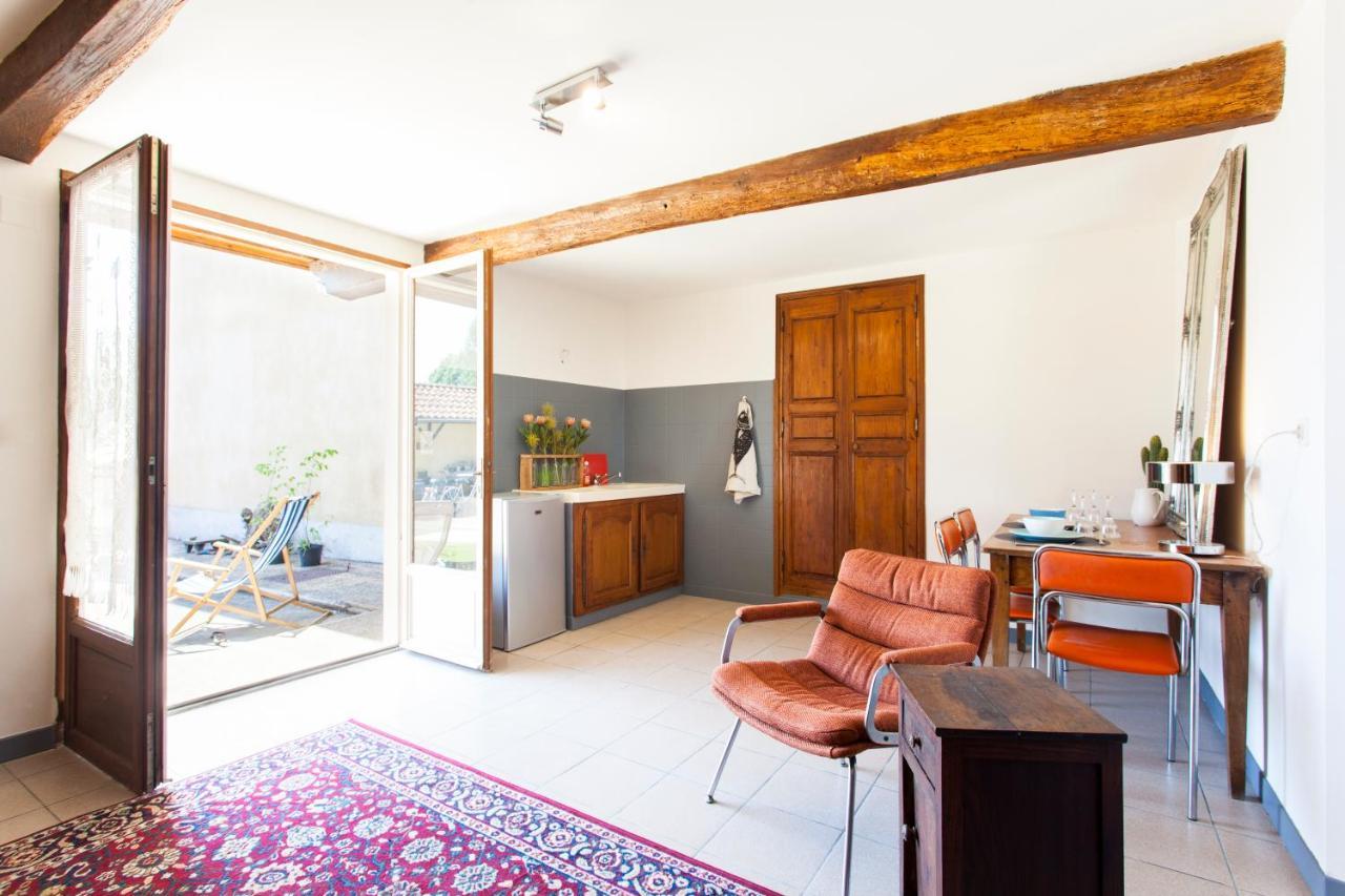 B&B Aux Petits Lardons Trie-sur-Baise Luaran gambar